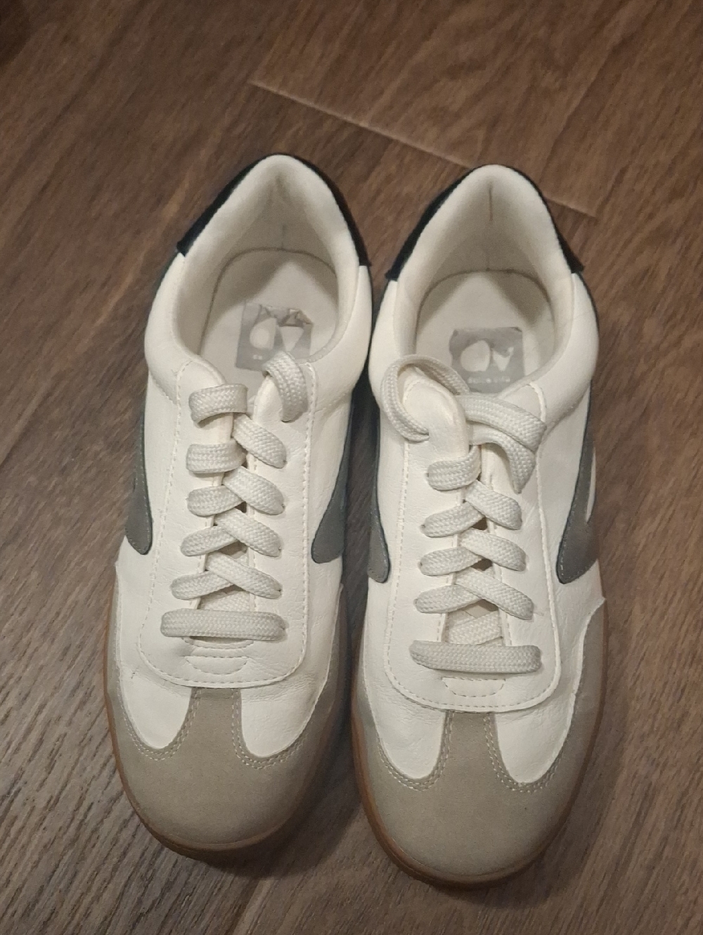 Dolce Vita Voyage White & Gray Lace-Up Sneakers